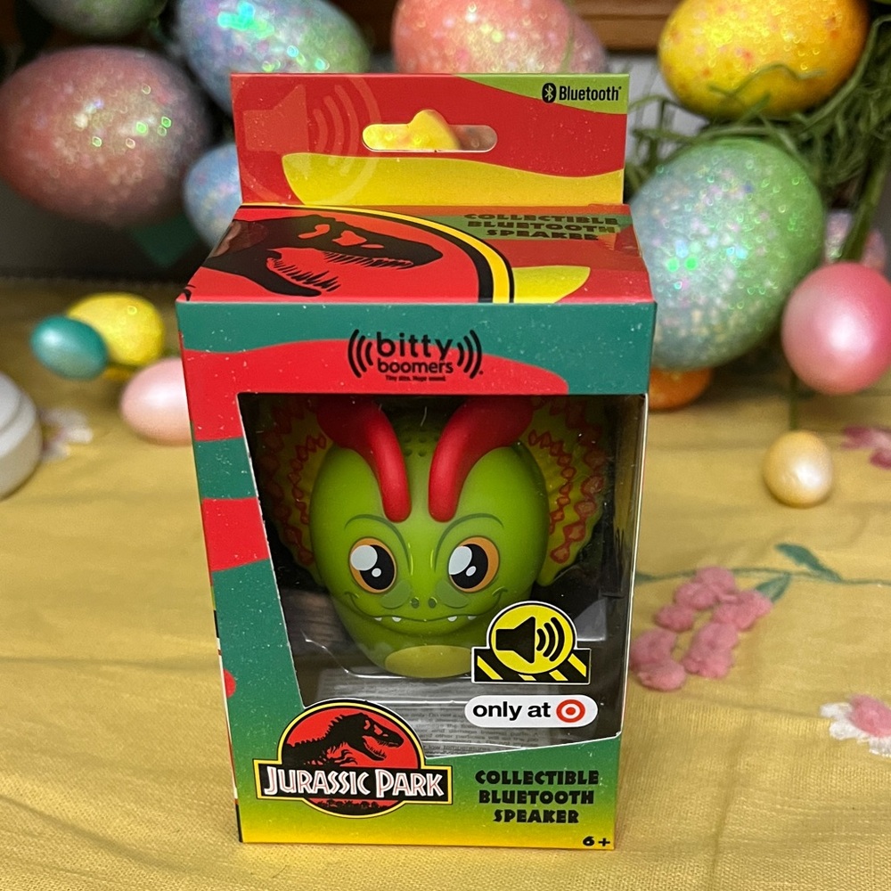 Collectible Bluetooth Speaker - Green/Red